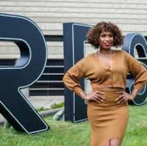 Meet your Posher, Aretha